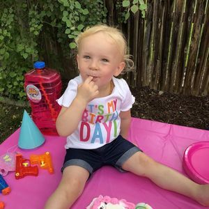 Meet your Posher, Miriam